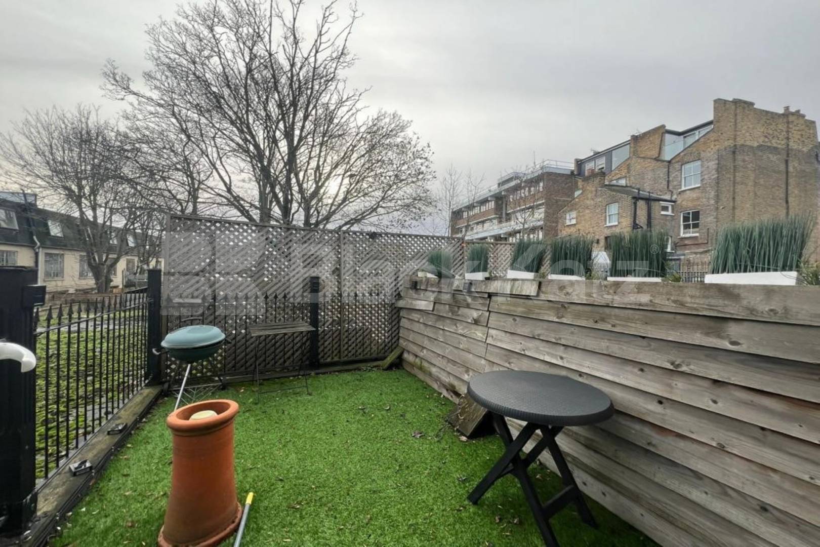 All Bills Included, duplex studio with roof terrace Lavender Hill, Clapham